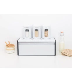 Brabantia Broodtrommel Met Klepdeksel, White -Beste Keukengerei Winkel 6ebbbe4218b043c1b9fe6d42ebf2c4e8