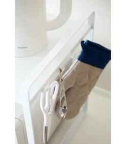 Yamazaki Extendable Kitchen Counter Organizer - Tower - White -Beste Keukengerei Winkel a310ef90bd3040b1bf6fe187137b8089