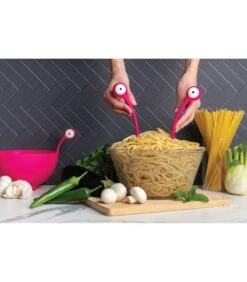 Pasta Monsters - Opschepbestek - Roze -Beste Keukengerei Winkel ad59da7456594d658042d85addf0725f