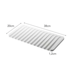 Yamazaki Silicone Drainer Tray - Flow - White 9 Yamazaki Silicone Drainer Tray - Flow - White -Beste Keukengerei Winkel bf513a22318645ac84e58b55496f93cf