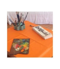 Effen Oranje Rond Of Ovaal Gecoat Tafelkleed