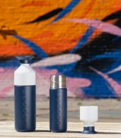 Dopper Geïsoleerde Thermosfles Insulated Breaker Blue 350ml -Beste Keukengerei Winkel f4be53d72e2b48ada47a6f1a95e832b5